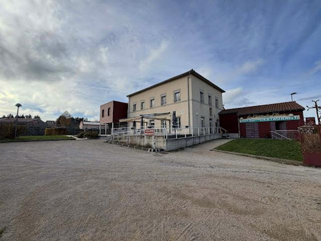 Vente Fond de commerce 0 pièces 550 m2 Cayres