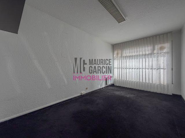 Vente Fond de commerce 0 pièces 66 m2 Carpentras