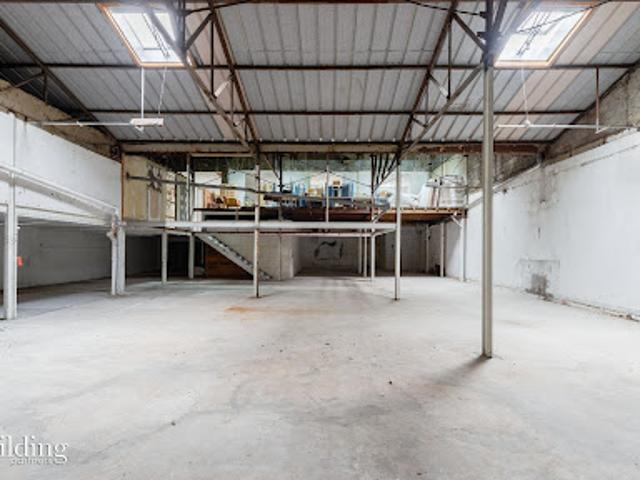 Vente Fond de commerce 0 pièces 750 m2 Courbevoie