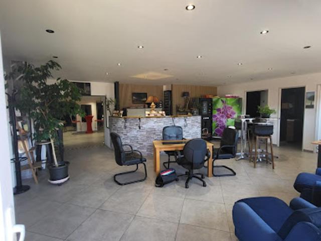 Vente Fond de commerce 14 pièces 900 m2 Rouxmesnil Bouteilles