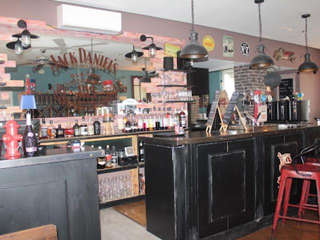 Vente Fond de commerce 14 pièces 347 m2 Saint Genis de Saintonge
