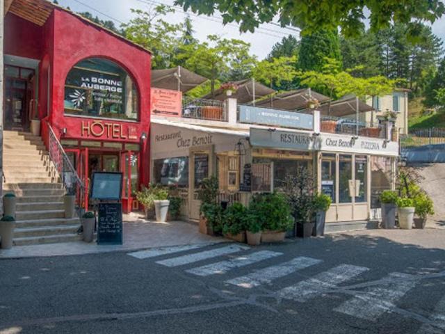 Vente Fond de commerce 30 pièces 1525 m2 Moustiers Sainte Marie