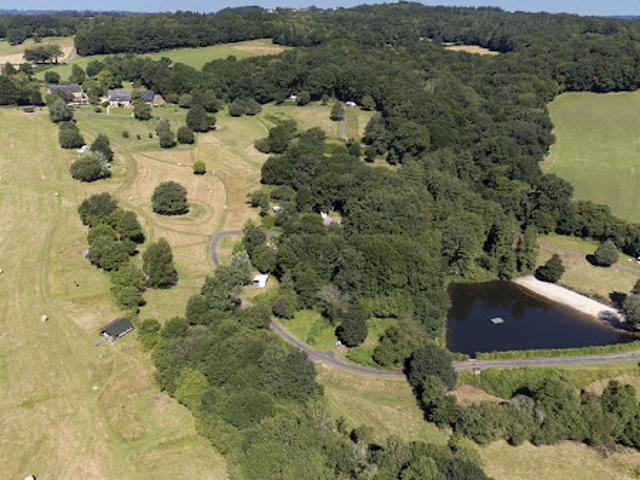 Vente Fond de commerce 15 pièces 175800 m2 Correze