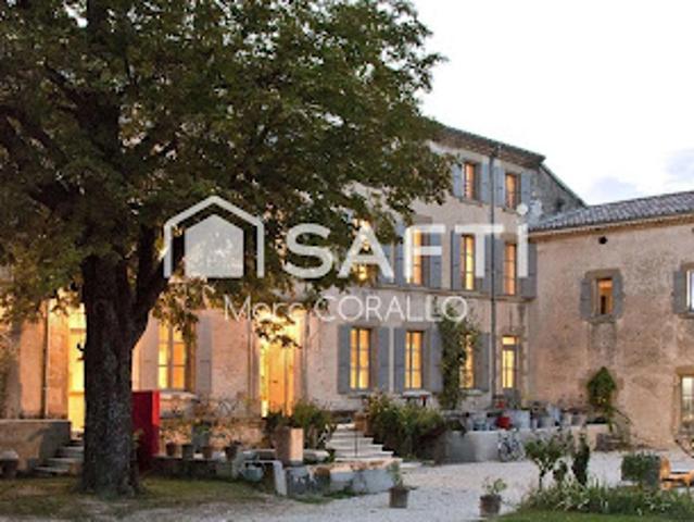 Vente Fond de commerce 16 pièces 591 m2 Montmeyran