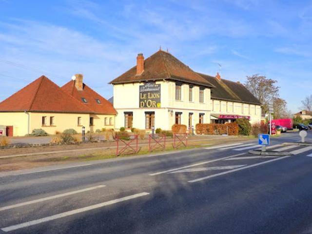 Vente Fond de commerce 18 pièces 360 m2 Estivareilles