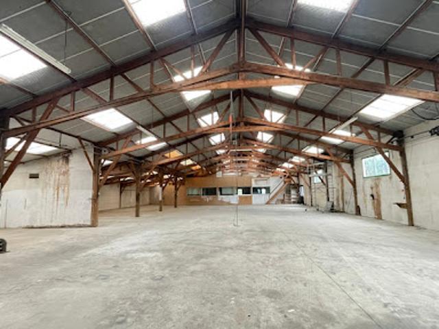 Vente Fond de commerce 10 pièces 1900 m2 Loudeac