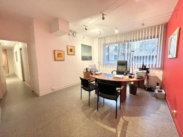 Vente Fond de commerce 10 pièces 214.57 m2 Annecy