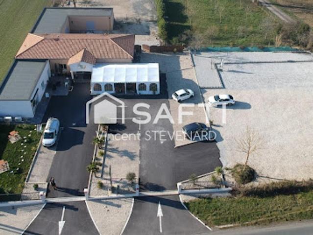 Vente Fond de commerce 10 pièces 340 m2 Mansle