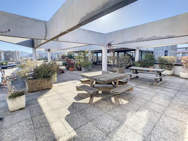 Vente Fond de commerce 110 m2 Mandelieu la Napoule