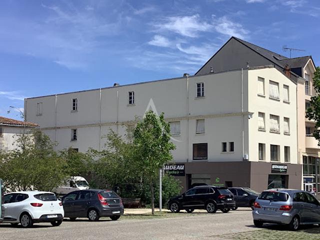 Vente Fond de commerce 1162 m2 Fontenay le Comte