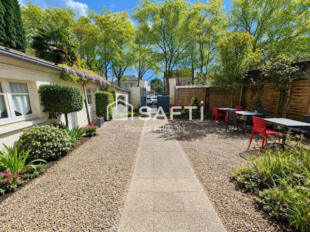 Vente Fond de commerce 12 pièces 196 m2 Tours