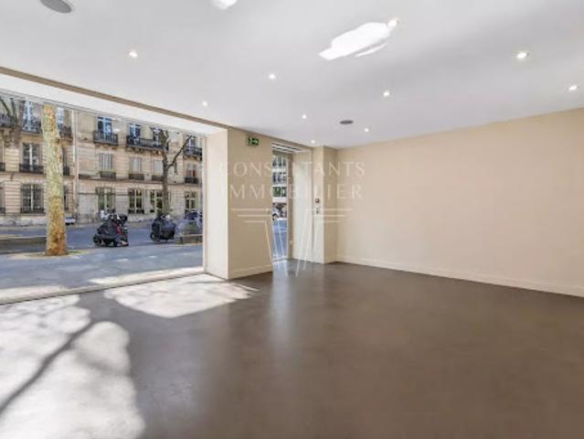 Vente Fond de commerce 134.69 m2 Paris 7ème
