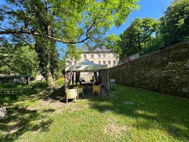 Vente Fond de commerce 13 pièces 598 m2 Duvy