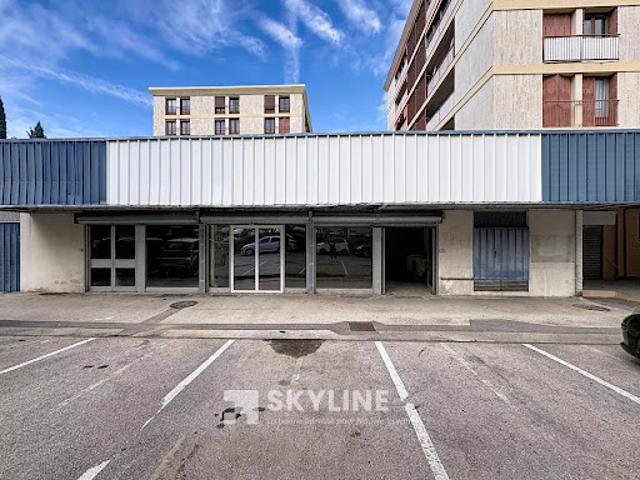 Vente Fond de commerce 1 pièce 129 m2 Aubagne