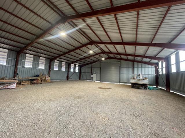 Vente Fond de commerce 1 pièce 396 m2 La Cavalerie