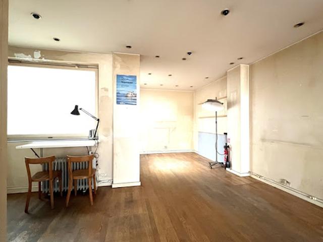Vente Fond de commerce 1 pièce 53 m2 Paris 20ème