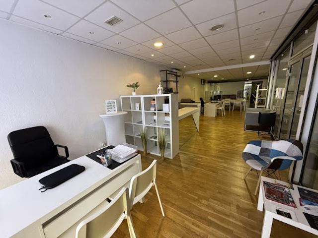Vente Fond de commerce 1 pièce 89 m2 Istres