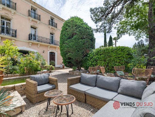 Vente Fond de commerce 24 pièces 895 m2 Agde