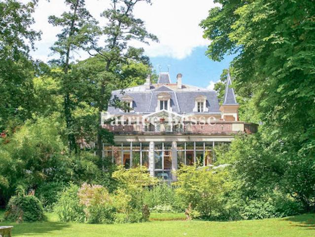 Vente Fond de commerce 20 pièces 1700 m2 Giverny