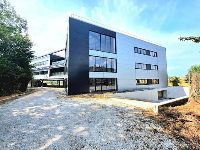 Vente Fond de commerce 20 pièces 2500 m2 Bussy Saint Georges