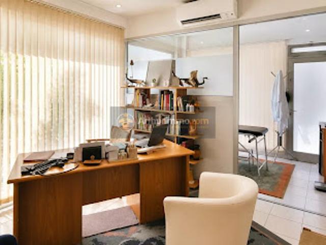Vente Fond de commerce 2 pièces 54.73 m2 Saint aygulf