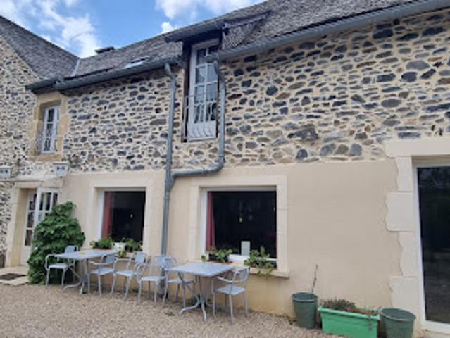 Vente Fond de commerce 14 pièces 370 m2 Aubrac