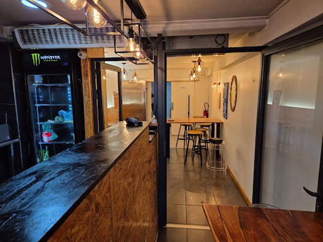 Vente Fond de commerce 37.7 m2 Fort de france
