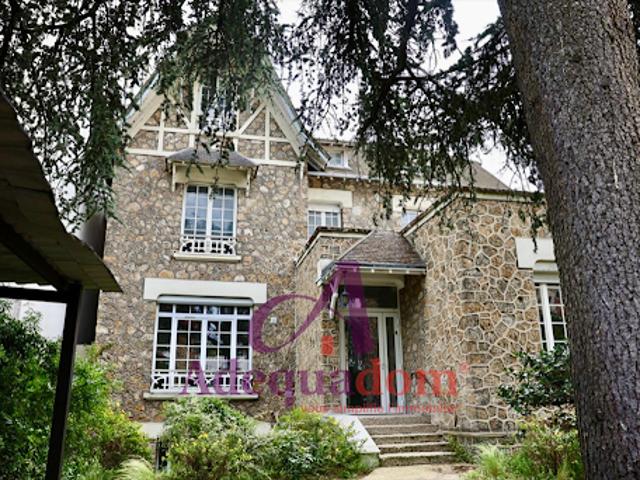 Vente Fond de commerce 387.64 m2 Colombes
