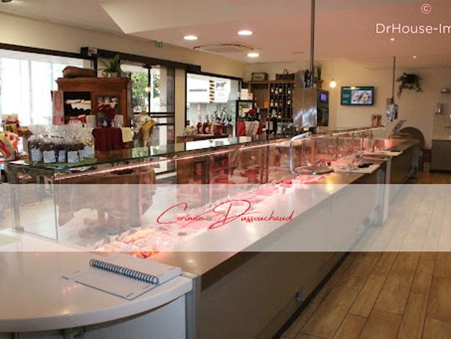 Vente Autre 11 pièces 300 m2 Chabanais