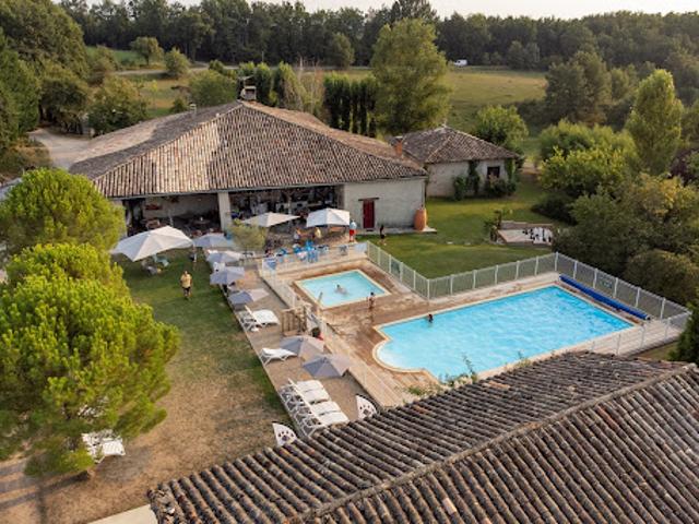 Vente Fond de commerce 30 pièces 850 m2 Puycelci