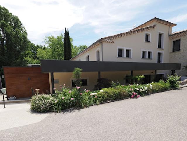 Vente Fond de commerce 31 pièces 1100 m2 Dieulefit