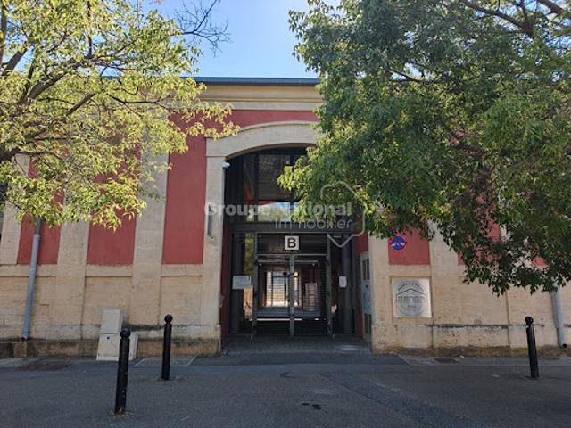 Vente Fond de commerce 3 pièces 66 m2 Arles