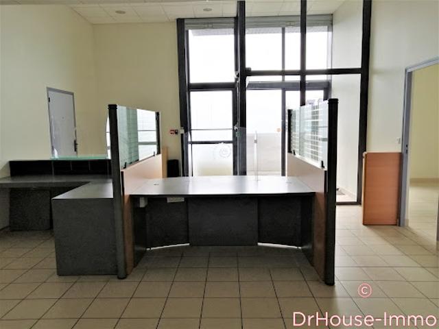 Vente Bureaux 13 pièces 400 m2 Gorron
