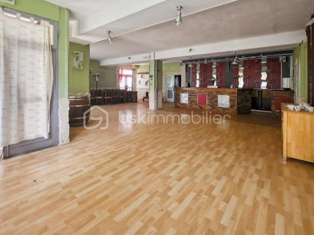 Vente Fond de commerce 4 pièces 179 m2 Embrun