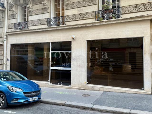 Vente Fond de commerce 4 pièces 115.75 m2 Paris 18ème