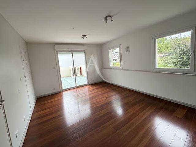 Vente Fond de commerce 4 pièces 68.34 m2 Pellouailles les Vignes