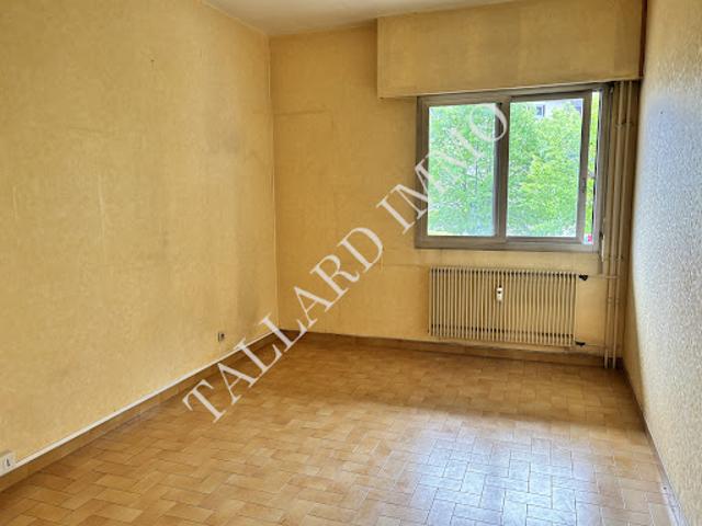 Vente Fond de commerce 4 pièces 74.75 m2 Gap