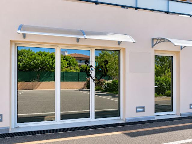 Vente Fond de commerce 4 pièces 79.72 m2 Frejus