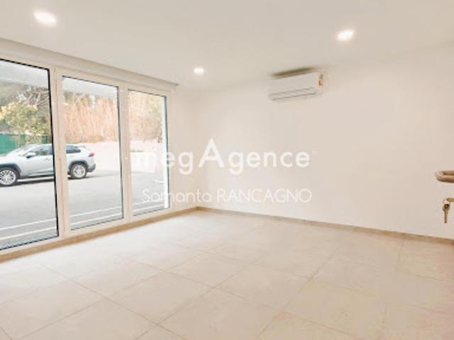 Vente Fond de commerce 4 pièces 80 m2 Frejus