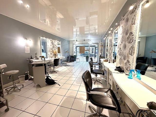 Vente Fond de commerce 4 pièces 82 m2 Saintes