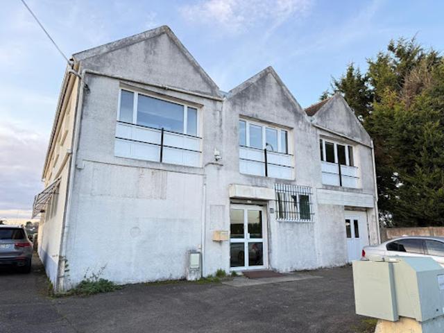 Vente Fond de commerce 521 m2 Le Mesnil Saint Denis