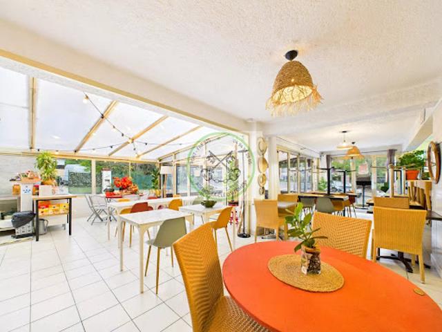 Vente Fond de commerce 5 pièces 149.7 m2 Frejus