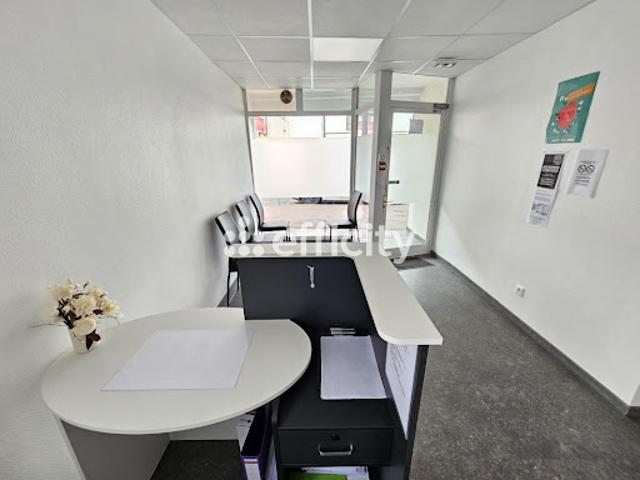 Vente Fond de commerce 5 pièces 70 m2 Douvaine