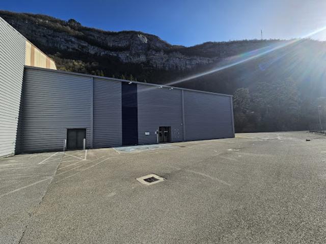 Vente Fond de commerce 2 pièces 651 m2 Saint claude