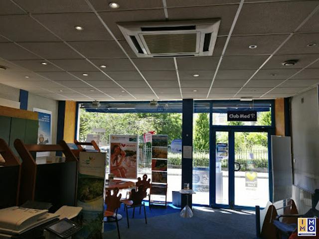 Vente Fond de commerce 0 pièces 77 m2 Bourges