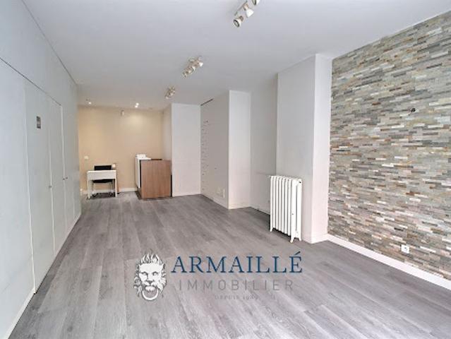 Vente Fond de commerce 83 m2 Paris 17ème