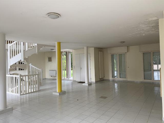 Vente Fond de commerce 8 pièces 360 m2 Saint Rémy lès Chevreuse