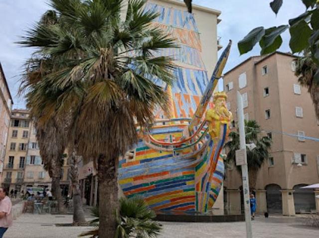 Vente Fond de commerce 94 m2 Toulon
