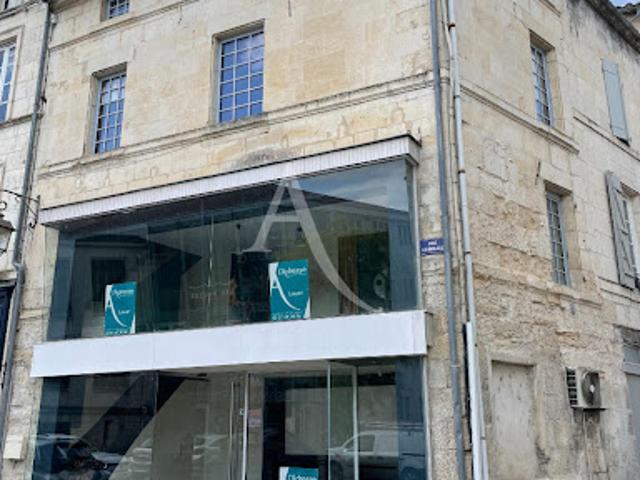 Vente Fond de commerce 96.4 m2 Fontenay le Comte
