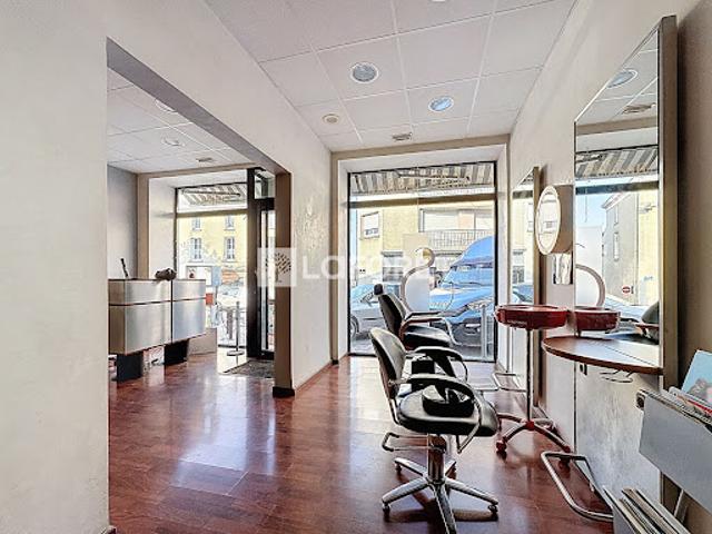 Vente Fond de commerce 91 m2 Doué en Anjou